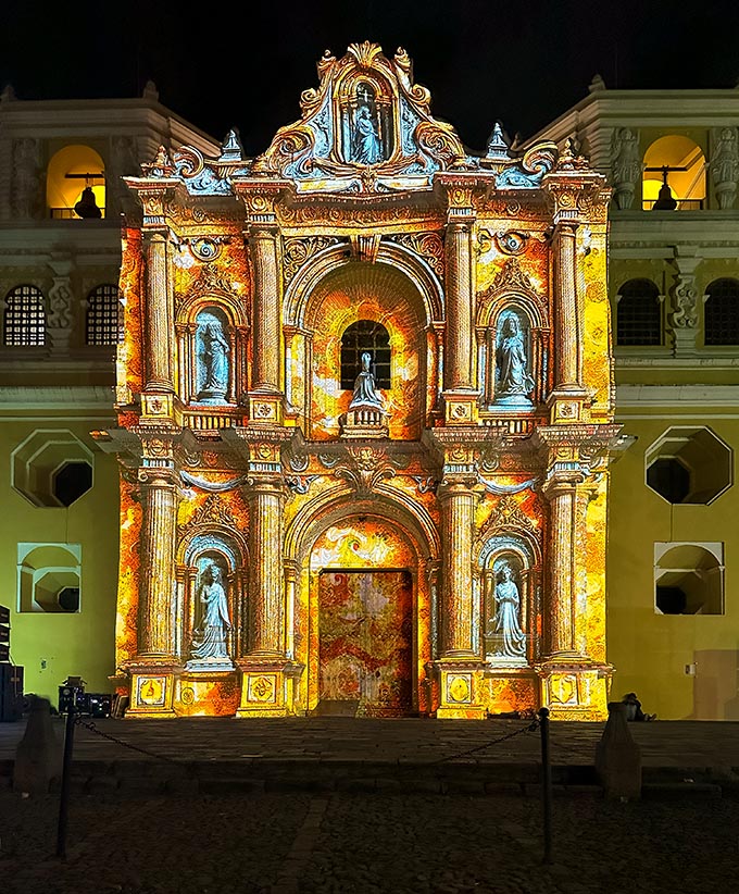 Christie projection solutions lit up the historic fa&ccedil;ades of Antigua Guatemala during the recent Festival de la Luz de Antigua (&ldquo;Festival of Light&rdquo;), the country&rsquo;s first large-scale video mapping festival.